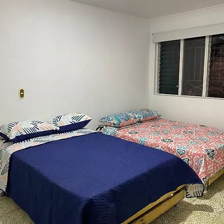 Hostel Kumho Alojamiento Medellín Extérieur photo